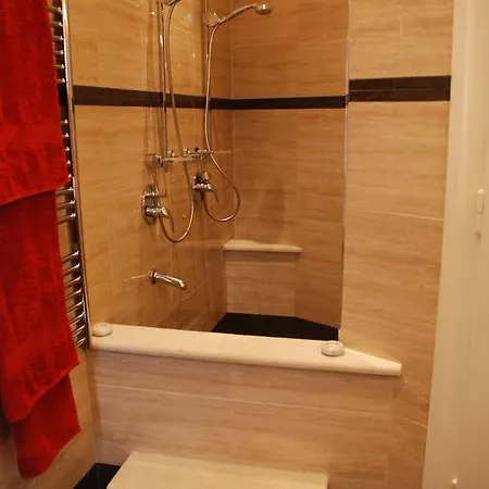 Вилла Antipodes *