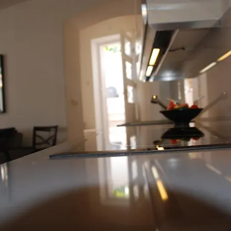 Antipodes Вилла